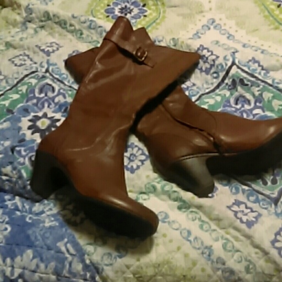 Brown heeled boots
