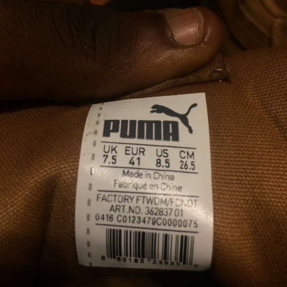 Puma white and gold still in good condition - Picture 4 of 4