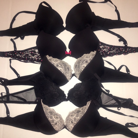 6 bras for 15 worn a few times. Having baby