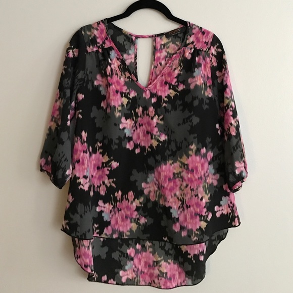 Tops - Black & Pink Blouse