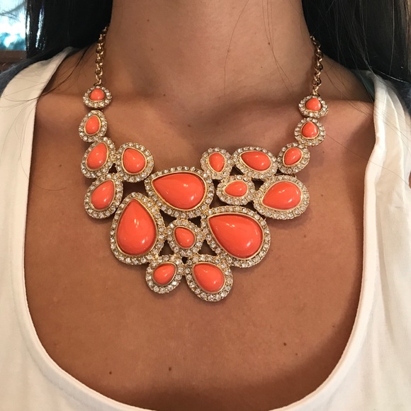 Statement necklace