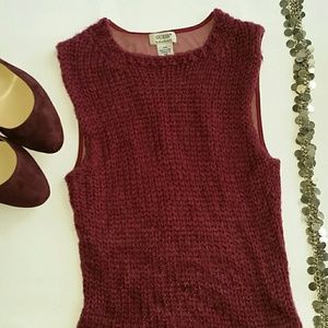 GUESS wine sweater