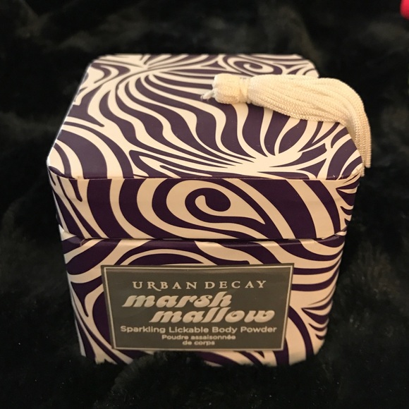 Urban Decay marshmallow sparkling body powder