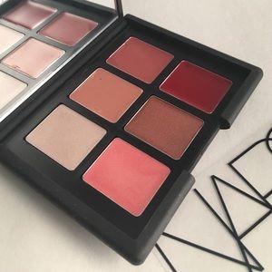 NARS lip pallet !! Authentic no box !