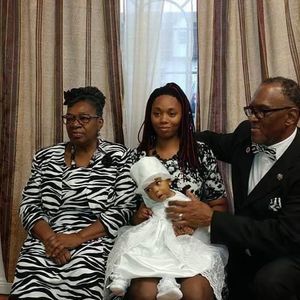 Meet your Posher, Evelyn