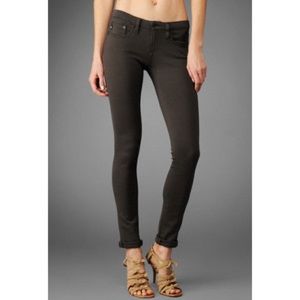 Adriano Goldschmied Super Skinny Fit in Aubergine