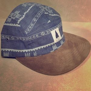 Ambig Snapback hat