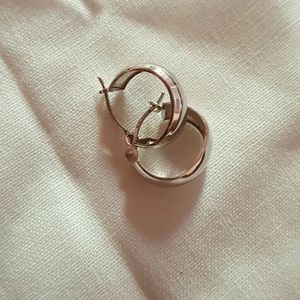 Sterling Silver small hoop earrings