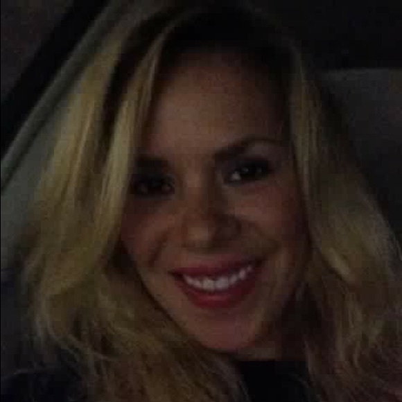 Meet your Posher, Karla - Picture 1 of 1