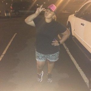 Meet your Posher, Neilua