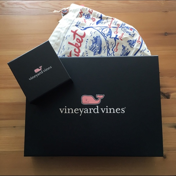 Vineyard Vines Boxes