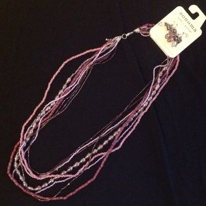 Earnings and necklace set