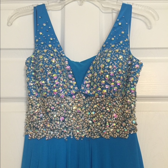 Blue Jolene Prom Dress NOT Sherri Hill! - Picture 4 of 4