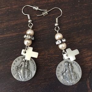 Faith earrings