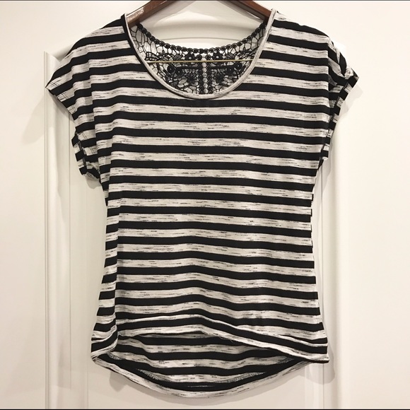 Crocheted Back Top - Picture 2 of 3