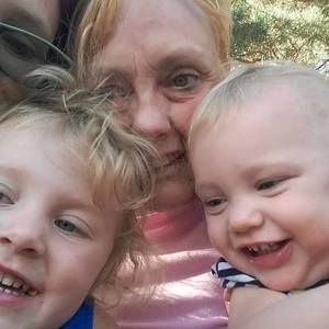 Meet your Posher, Brea