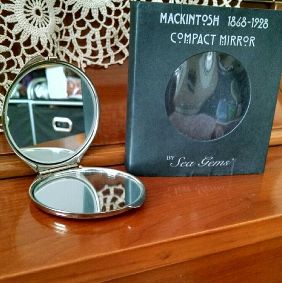 Compact Purse Mirror - Picture 2 of 4