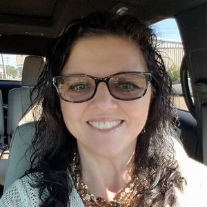 Meet your Posher, Deanna