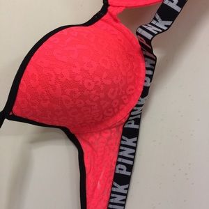 PINK VS coral colored bra🌞