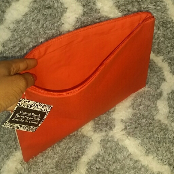 Make up pouch - Picture 2 of 2
