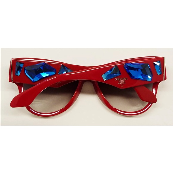 Prada sunglasses - Picture 4 of 4