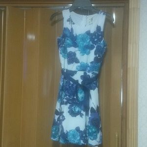 Girls floral print dress