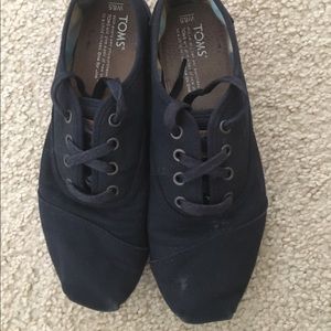 Black toms W8.5