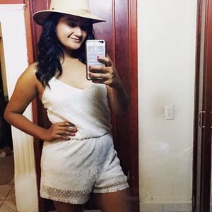 Meet your Posher, Cynthia