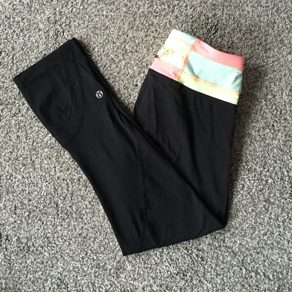 Lululemon run inspire crops size 4