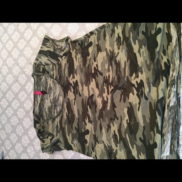 Long camo T
