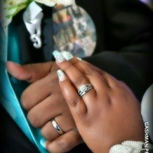 Meet your Posher, Ladina