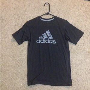 Adidas tee
