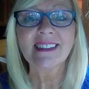 Meet your Posher, Linda m