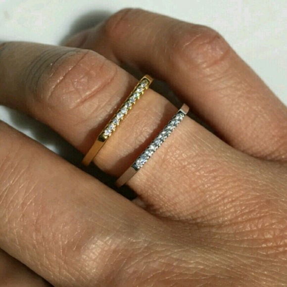 🆕.925 STERLING SILVER SINGLE ROW RING🆕 - Picture 4 of 4