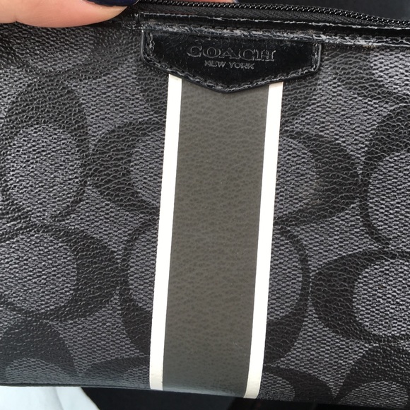 Coach wallet - Picture 2 of 3