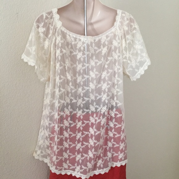 Millau Sheer Lace Bohemian Top Cream Small - Picture 3 of 4