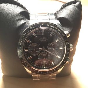 Guess men's silver watch