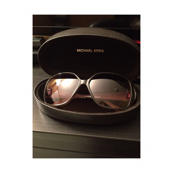 Michael Kors Zuma Sunglssss