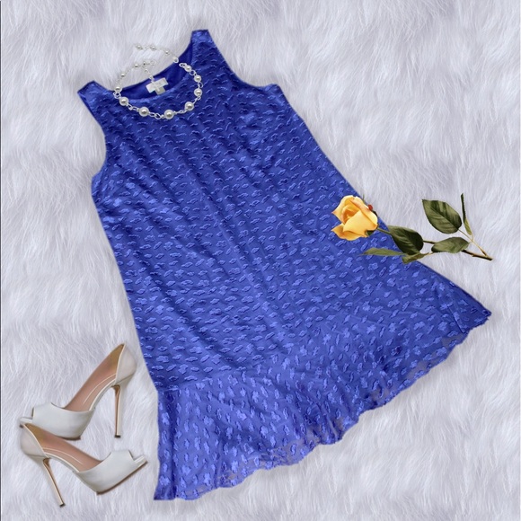 LOFT Dresses & Skirts - 🎉HOST PICK🎉 "Plus" Adorable Loft Dress