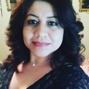 Meet your Posher, Claudia