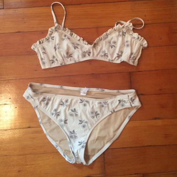 Bathing suit