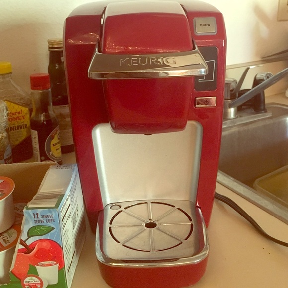 KEURIG cute red color.