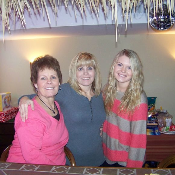 Meet your Posher, Carrie - Picture 1 of 1