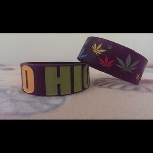 Bundle of stoner rubber bracelets