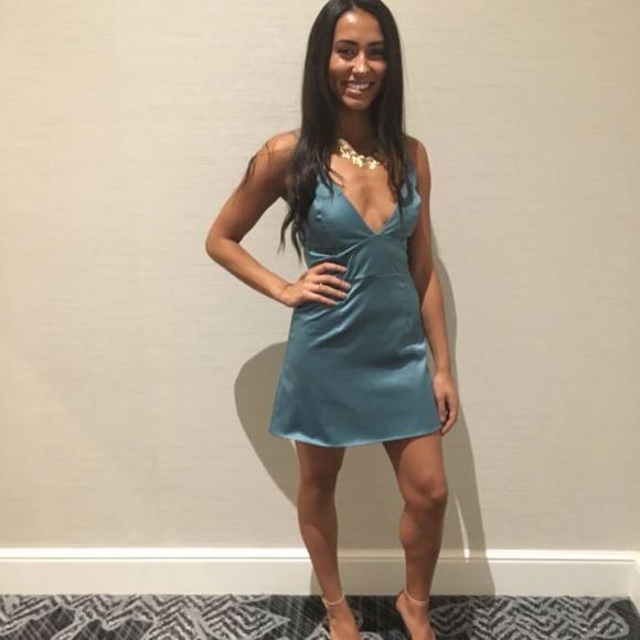 Meet your Posher, Vanessa