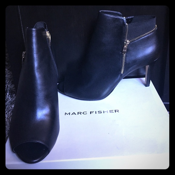 New! Marc Fisher Serenity Black Leather Booties.