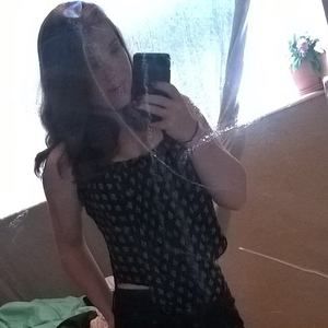 Meet your Posher, Michaela