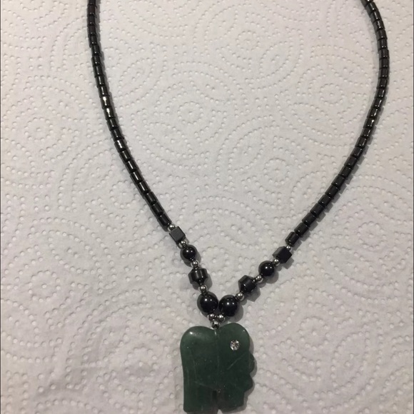 Authentic genuine Chinese Jade Elephant necklace - Picture 2 of 2
