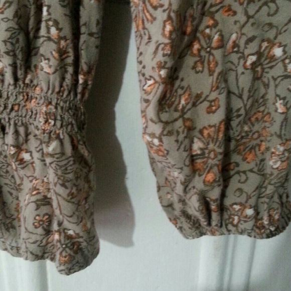 Shirt - Picture 3 of 3