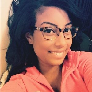 Meet your Posher, Lexi